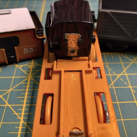 TOMY Train Stepney  and Troublesome Truck (4 straight pieces of track) - Picture 5 of 6